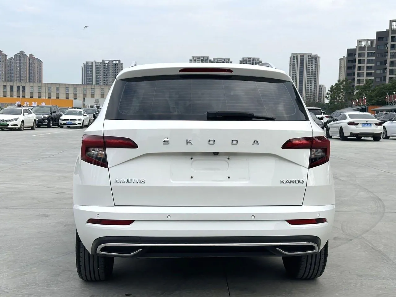 Skoda 2022 Keluoke 1.4TSI TSI280 Premium Edition Automatic Gear 3