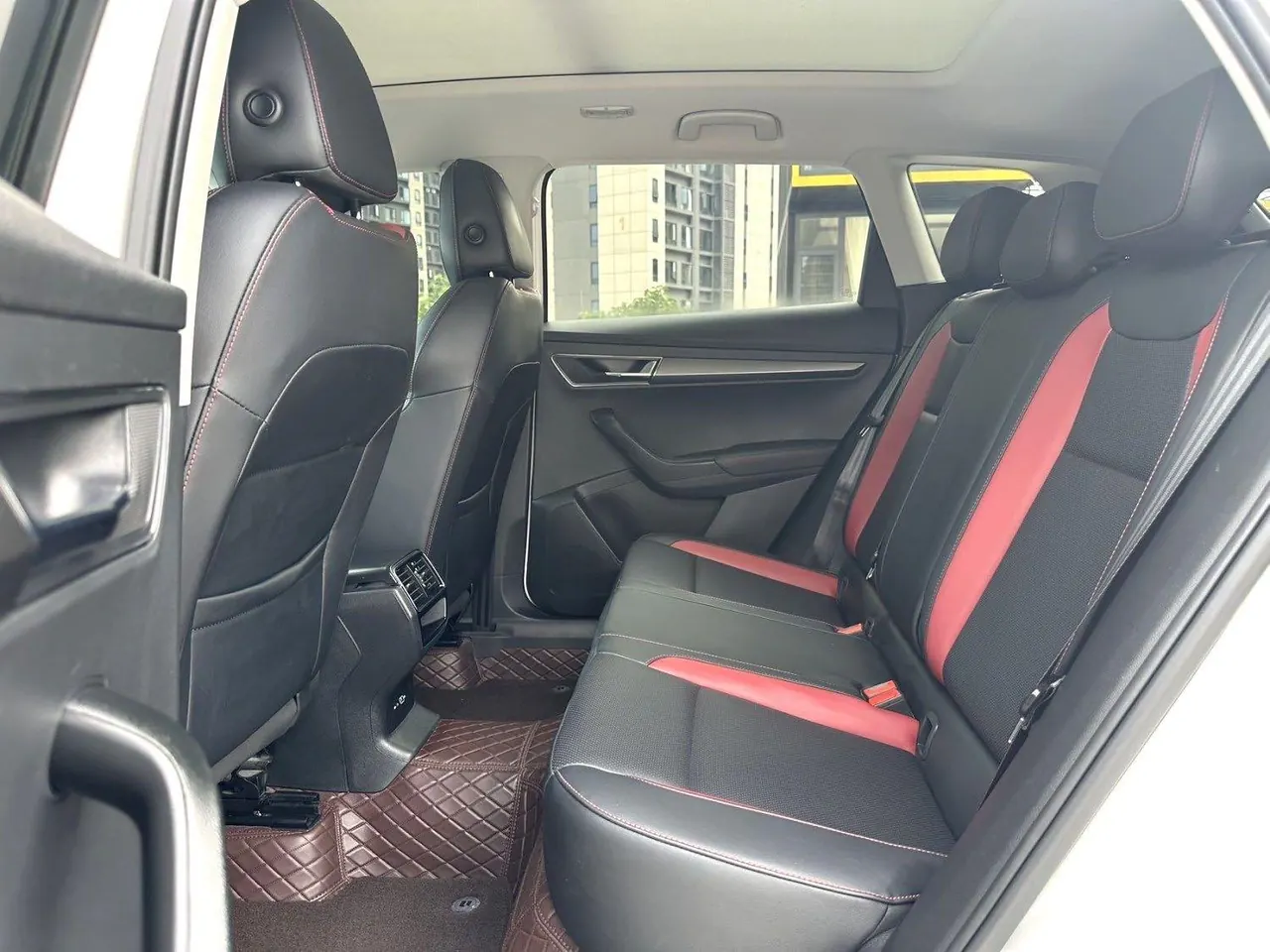 Skoda 2022 Keluoke 1.4TSI TSI280 Premium Edition Automatic Gear 6