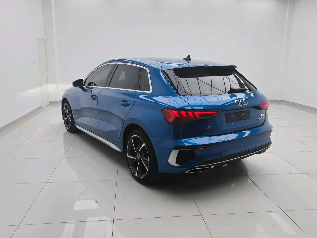 Audi 2022 A3 Sportback 1.4TFSI 35TFSI Fashion Sports Automatic 2