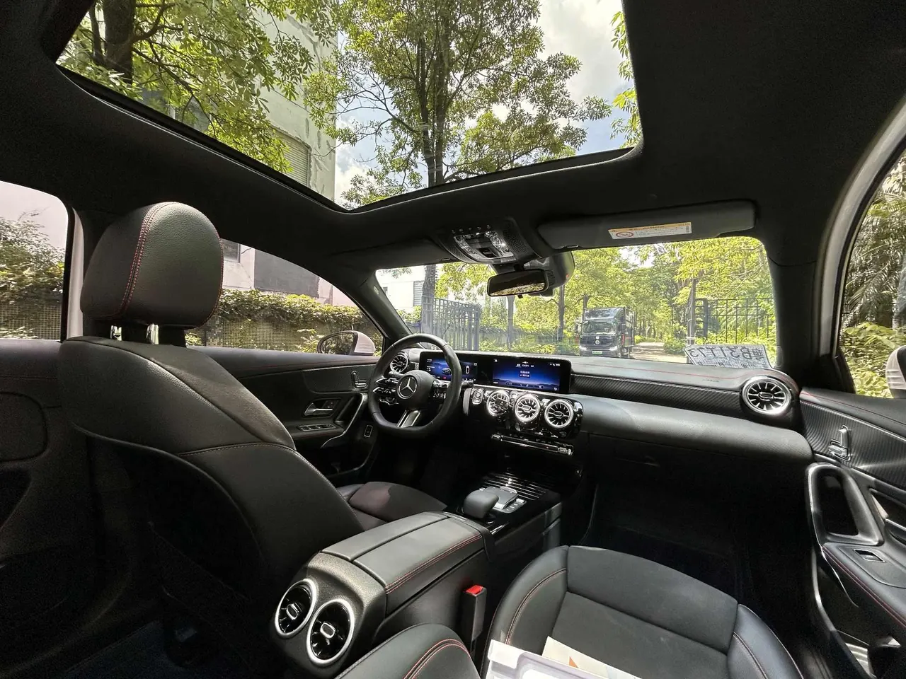 Mercedes Benz Class A 2022 A 200 L 1.3T Fashion (Change 3) Automatic 12