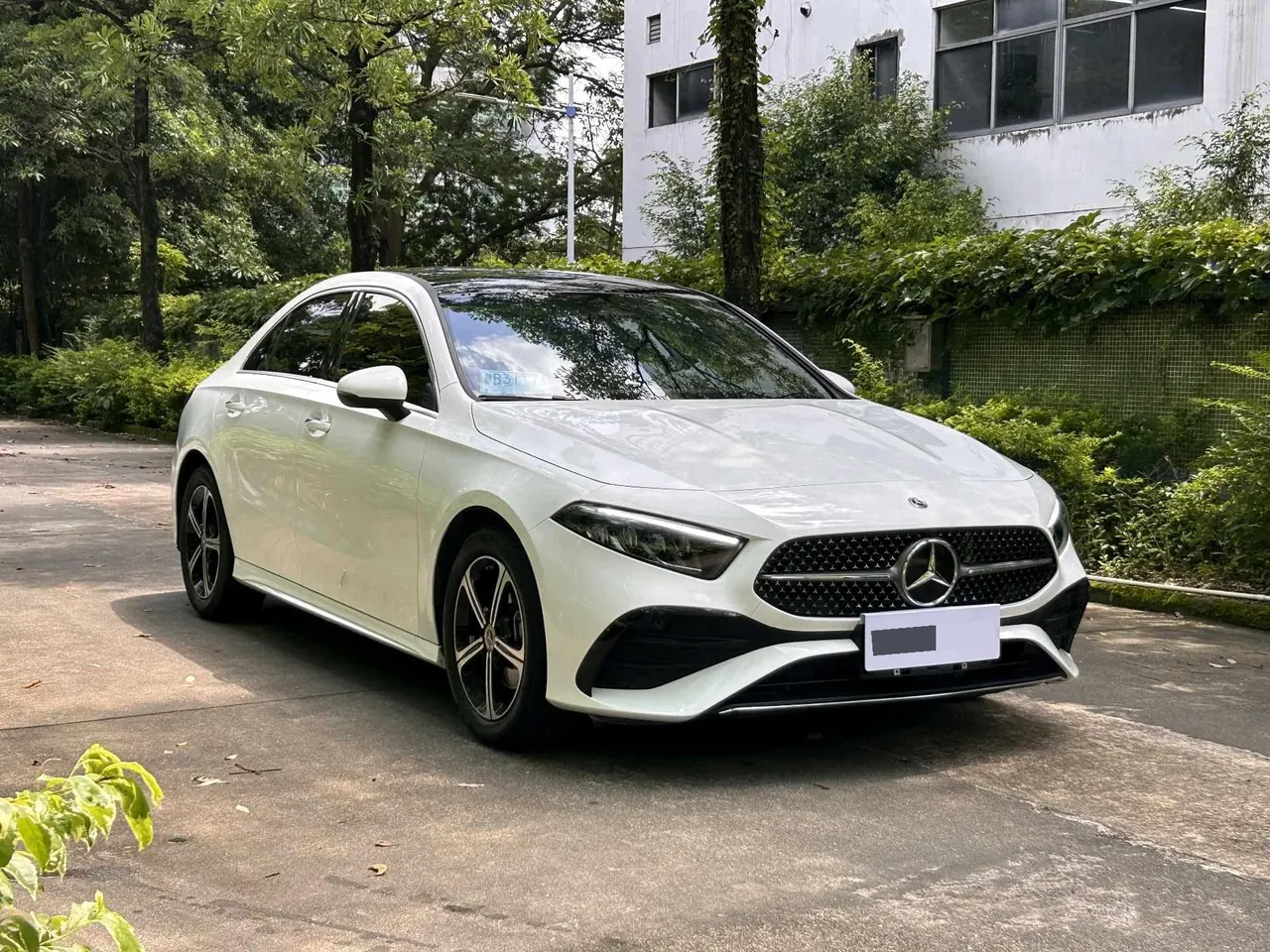 Mercedes Benz Class A 2022 A 200 L 1.3T Fashion (Change 3) Automatic 3