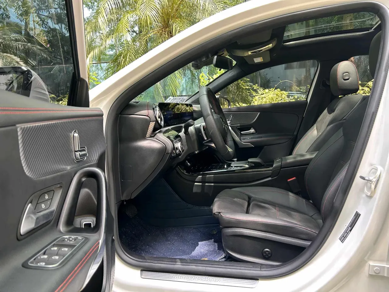 Mercedes Benz Class A 2022 A 200 L 1.3T Fashion (Change 3) Automatic 7