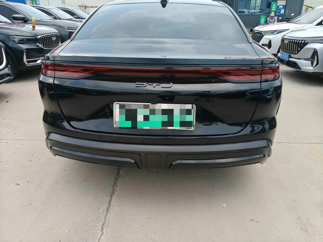 BYD 2025 Han l DM-i 1.5T stepless 200KM laser Radar exclusive automatic gear 8