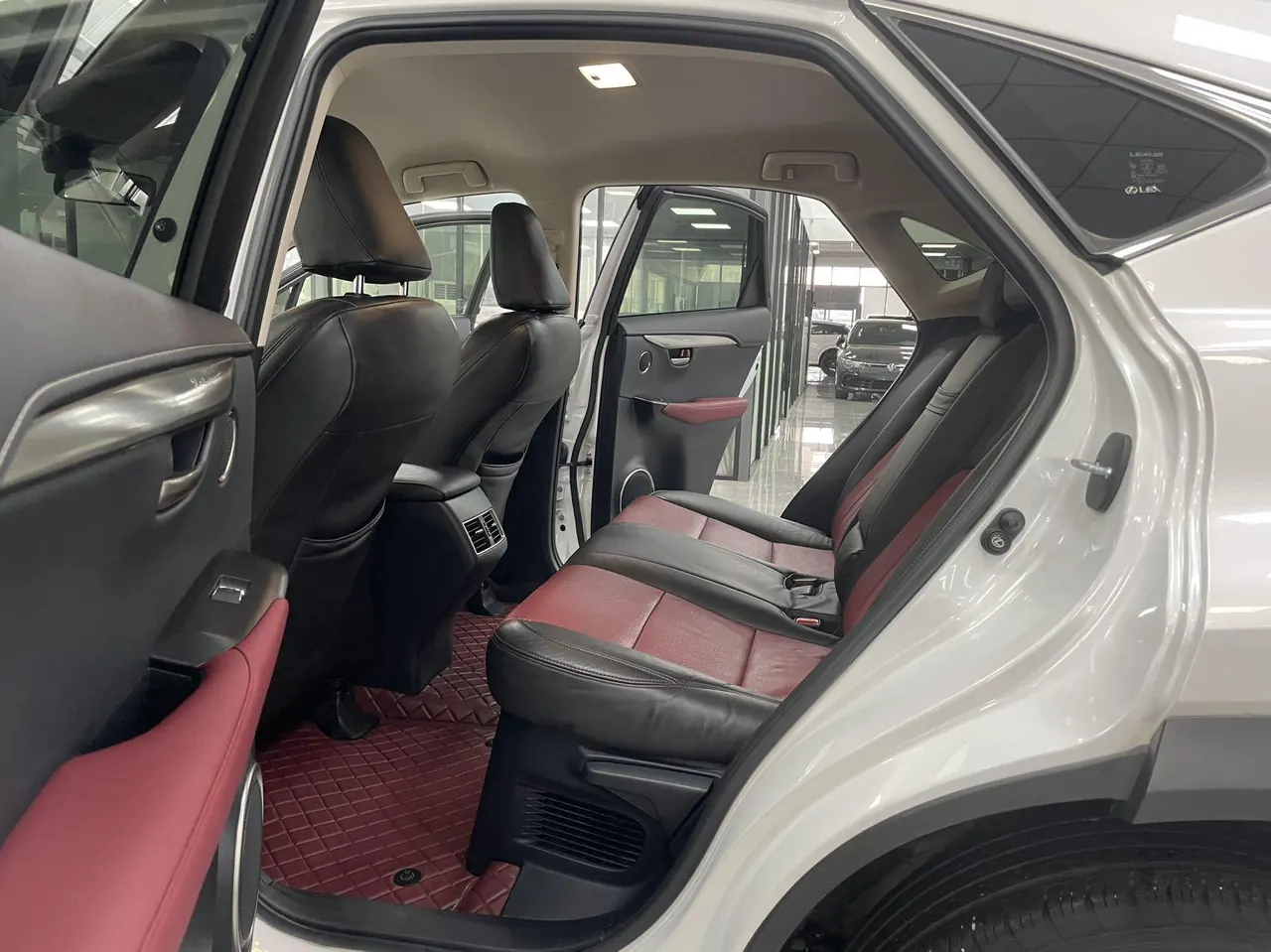 Lexus NX (Imported) 2020 NX200 2.0 Stepless Front Edition Automatic Gear 5