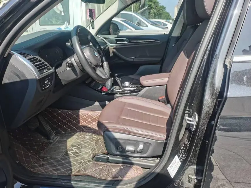 BMW 2020 X3 xDrive25i 2.0T M sports suit automatic gear 2
