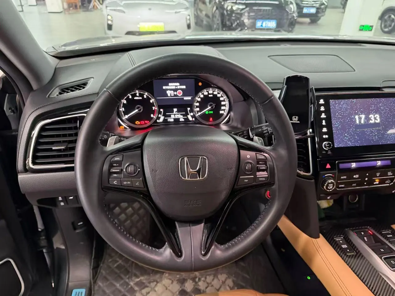 Honda 2020 UR-V 2.0T 370TURBO two-drive elegant version of automatic gear 12
