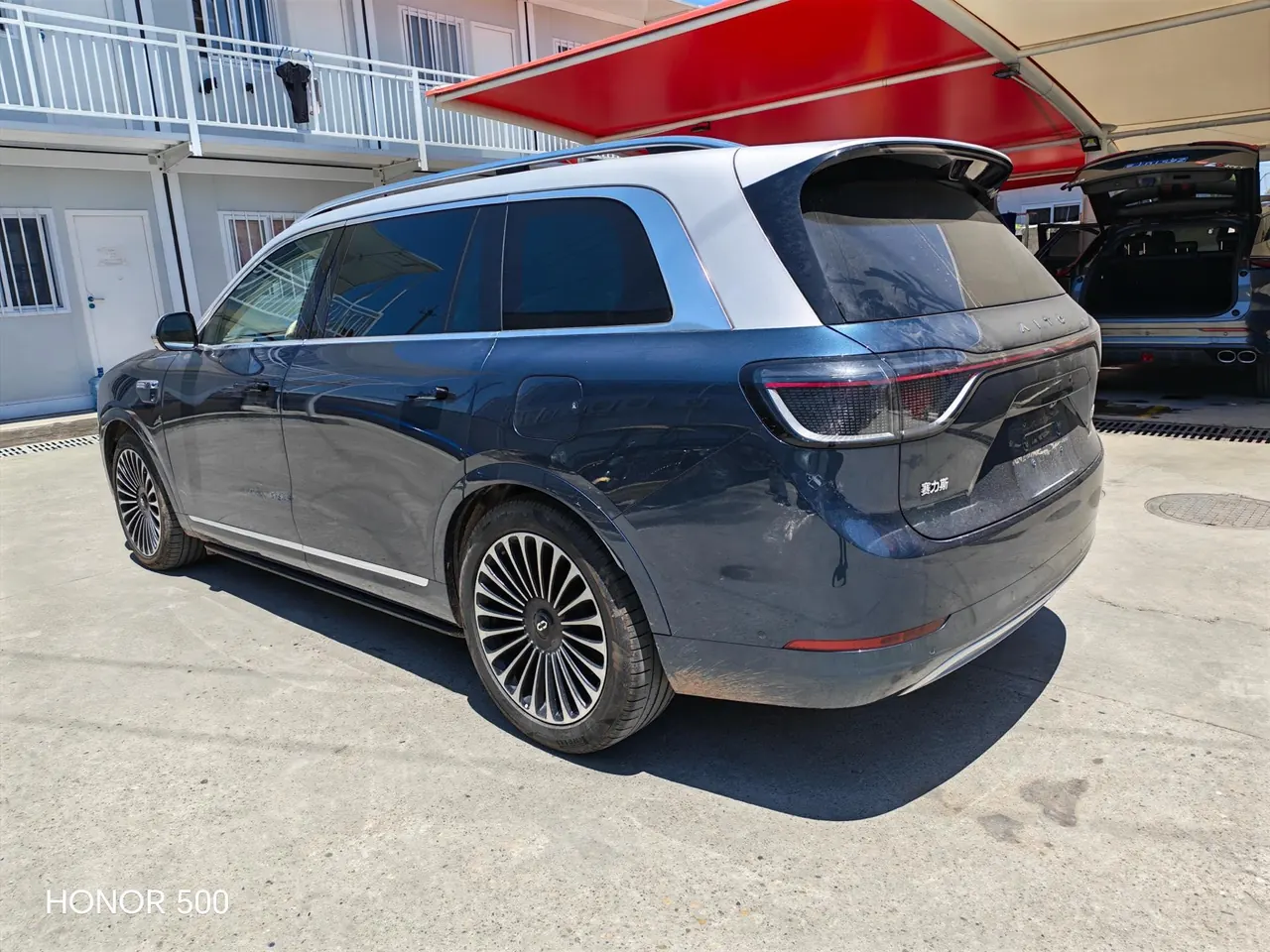 AITO 2025 AITO M9 extended range Ultra version 52kWh6 seat version automatic gear 5