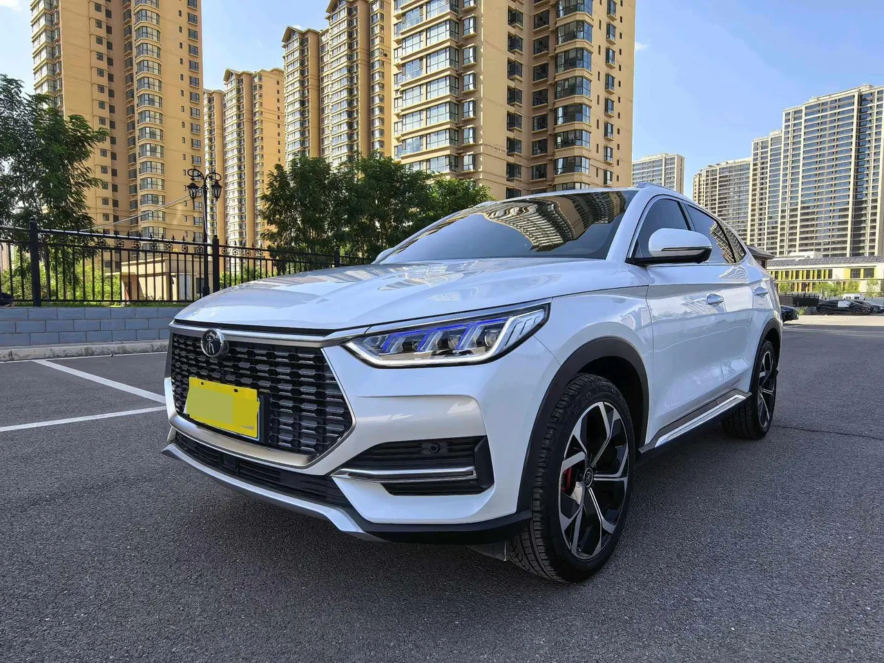 Open image lightbox: BYD 2020 Song PLUS 1.5T Flagship PLUS Automatic Gear