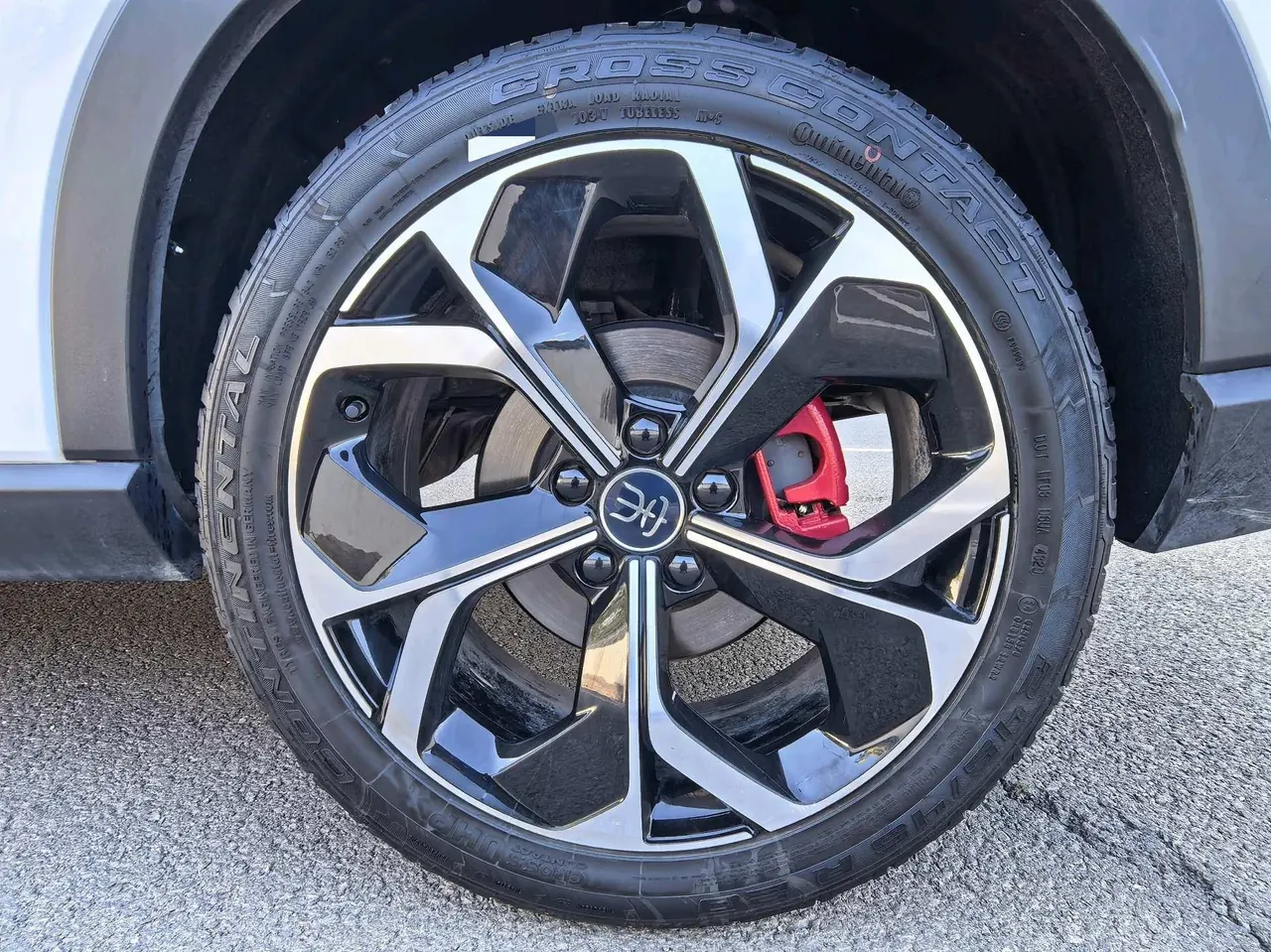 BYD 2020 Song PLUS 1.5T Flagship PLUS Automatic Gear 14