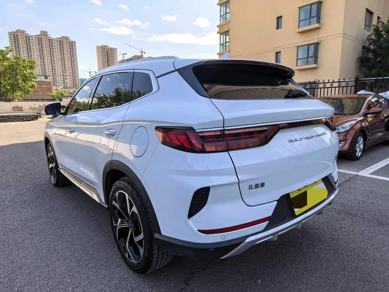 BYD 2020 Song PLUS 1.5T Flagship PLUS Automatic Gear 16