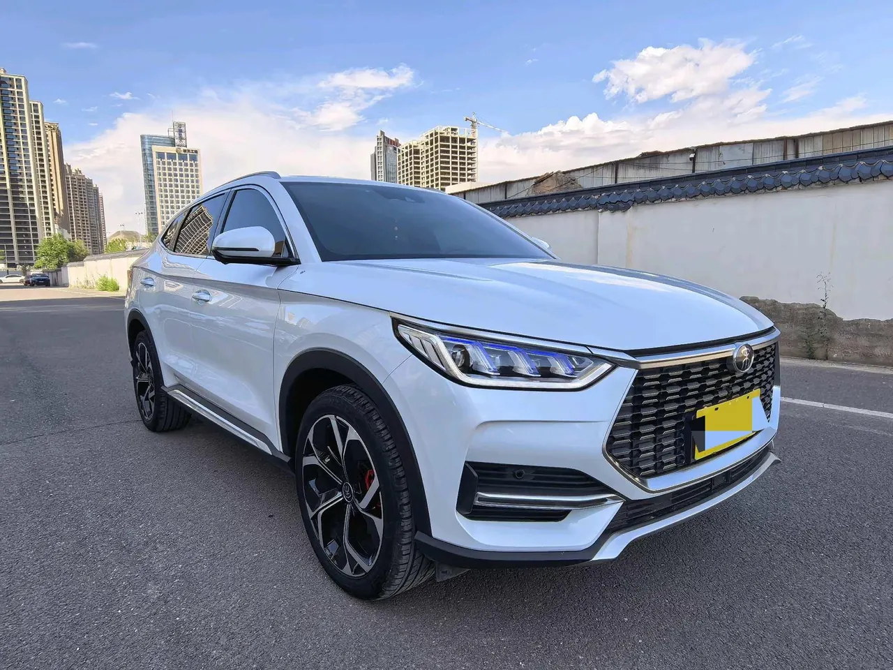 BYD 2020 Song PLUS 1.5T Flagship PLUS Automatic Gear 3