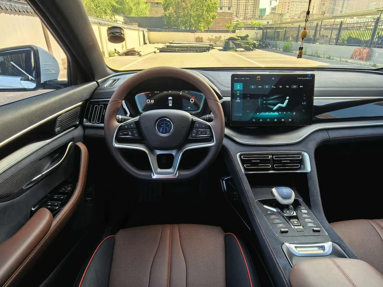 BYD 2020 Song PLUS 1.5T Flagship PLUS Automatic Gear 4