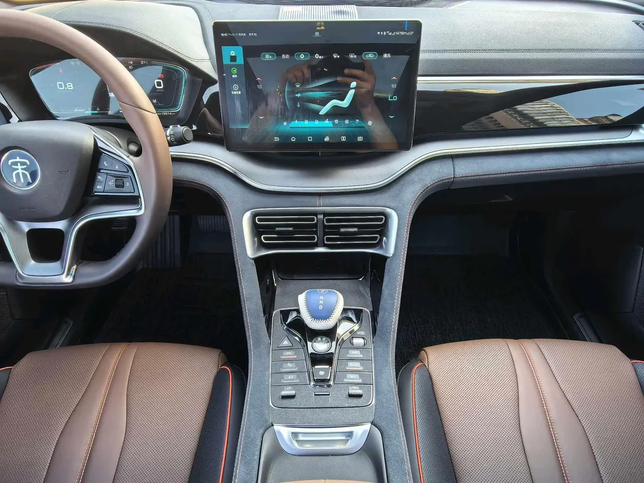 BYD 2020 Song PLUS 1.5T Flagship PLUS Automatic Gear 5