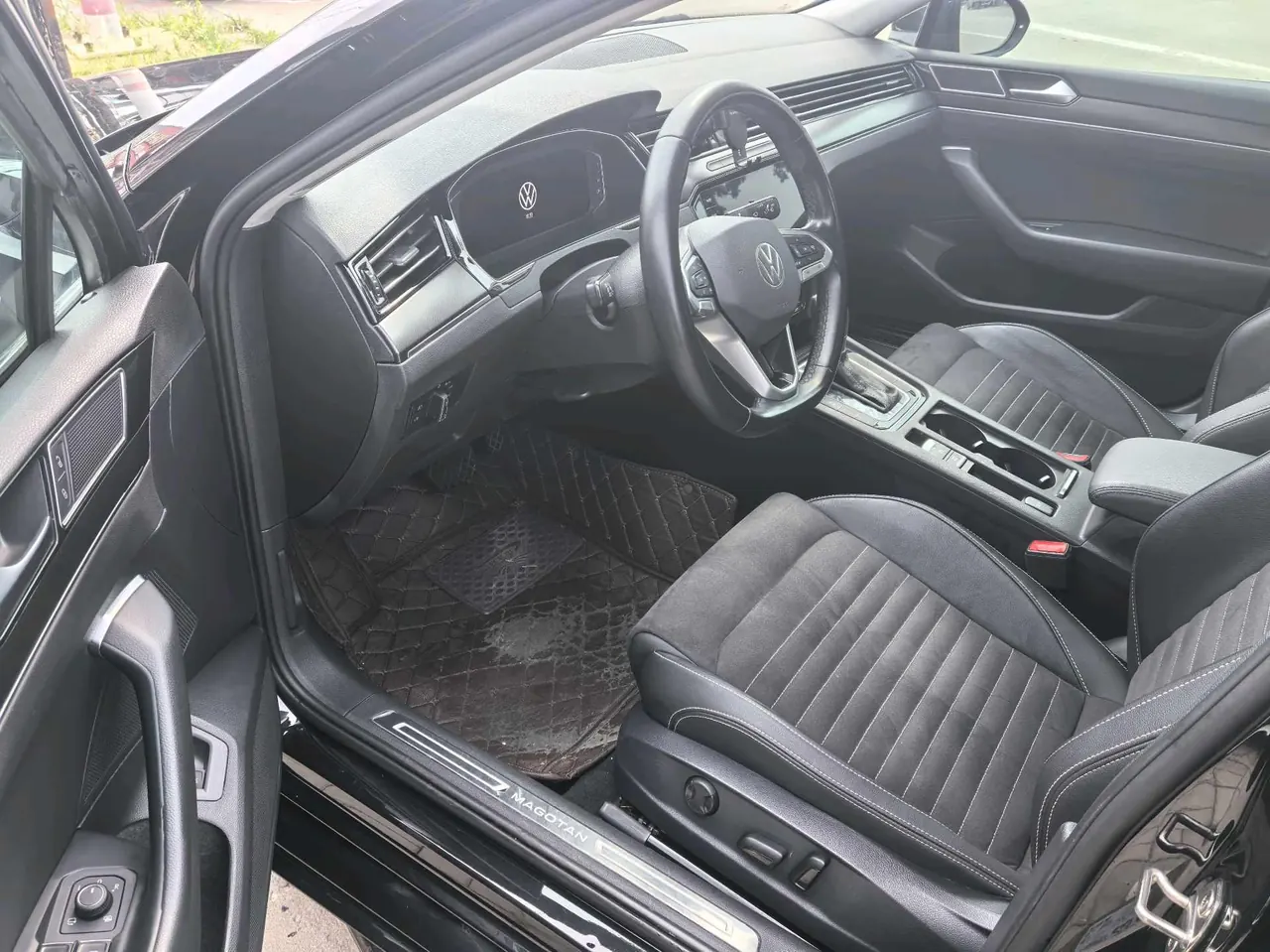 Volkswagen 2020 Magotan 2.0TSI 330TSI Premium Automatic 6