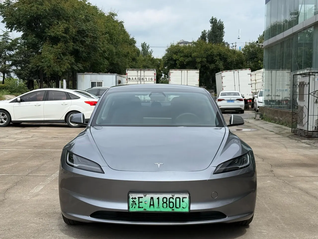 Tesla 2023 Model 3 Rejuvenation Edition Rear Wheel Drive Automatic Transmission 2