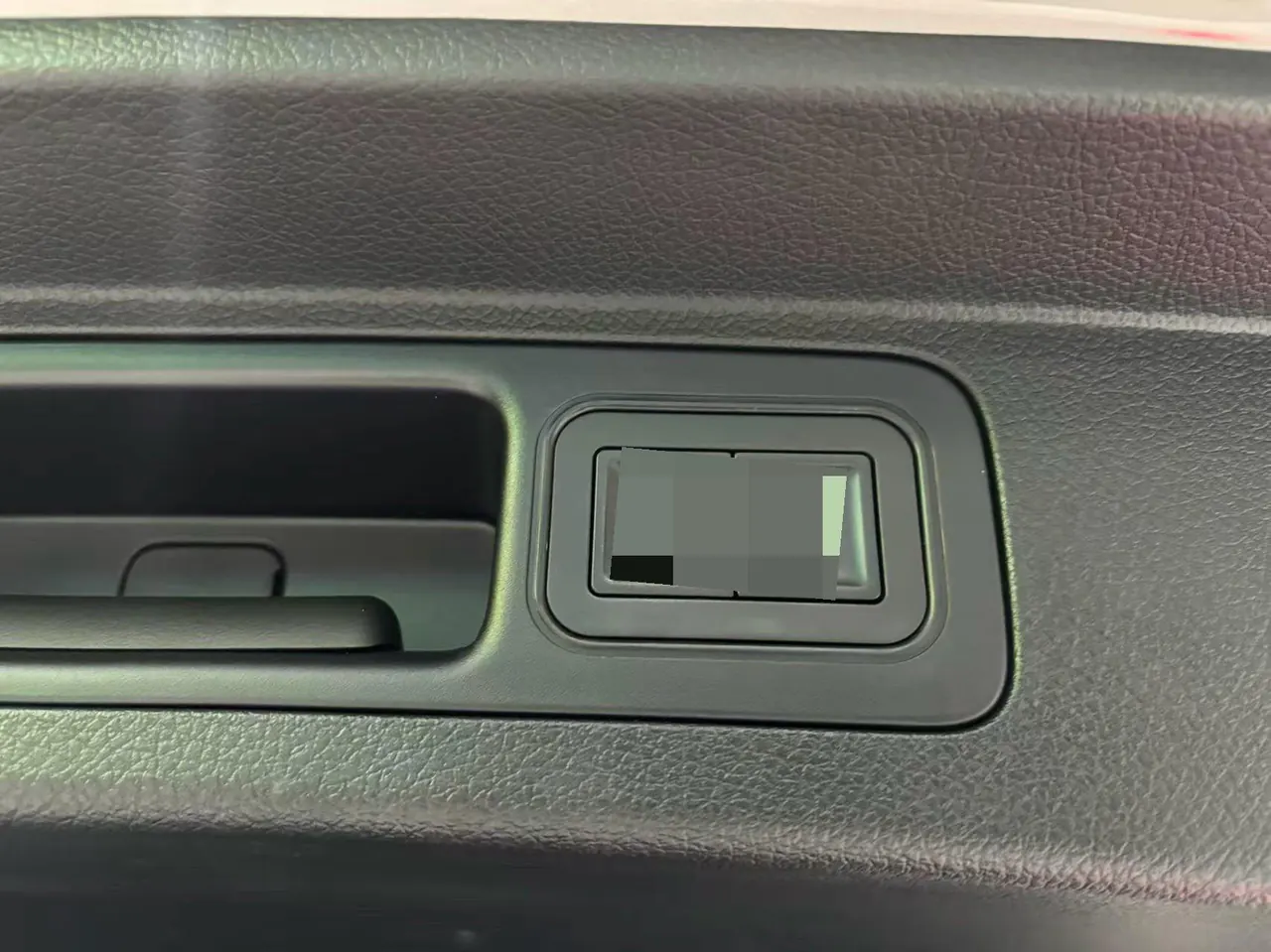 BYD 2023 Song PLUS DM-i 1.5 Stepless Champion Edition 110KM Flagship Automatic Gear 16