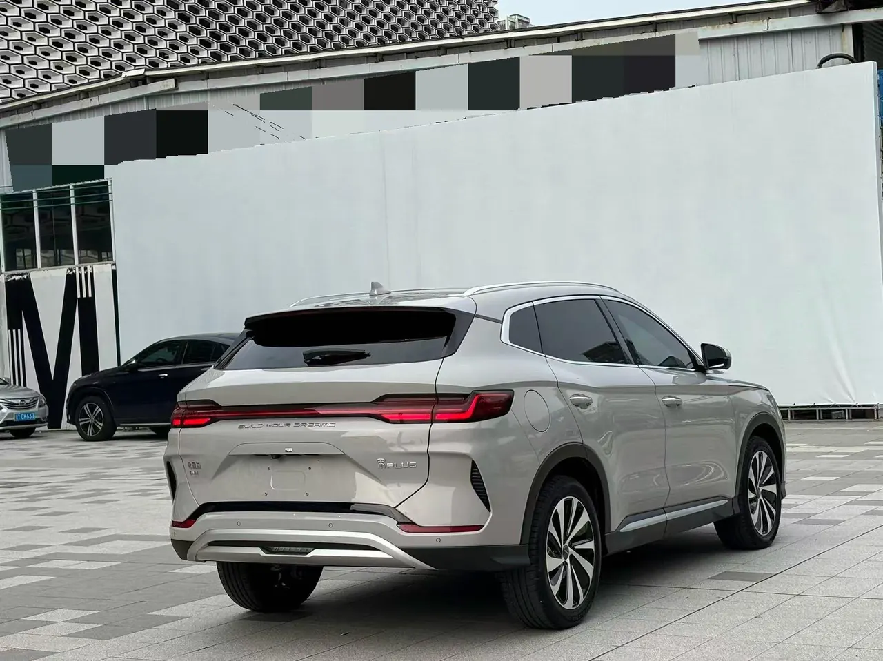 BYD 2023 Song PLUS DM-i 1.5 Stepless Champion Edition 110KM Flagship Automatic Gear 3