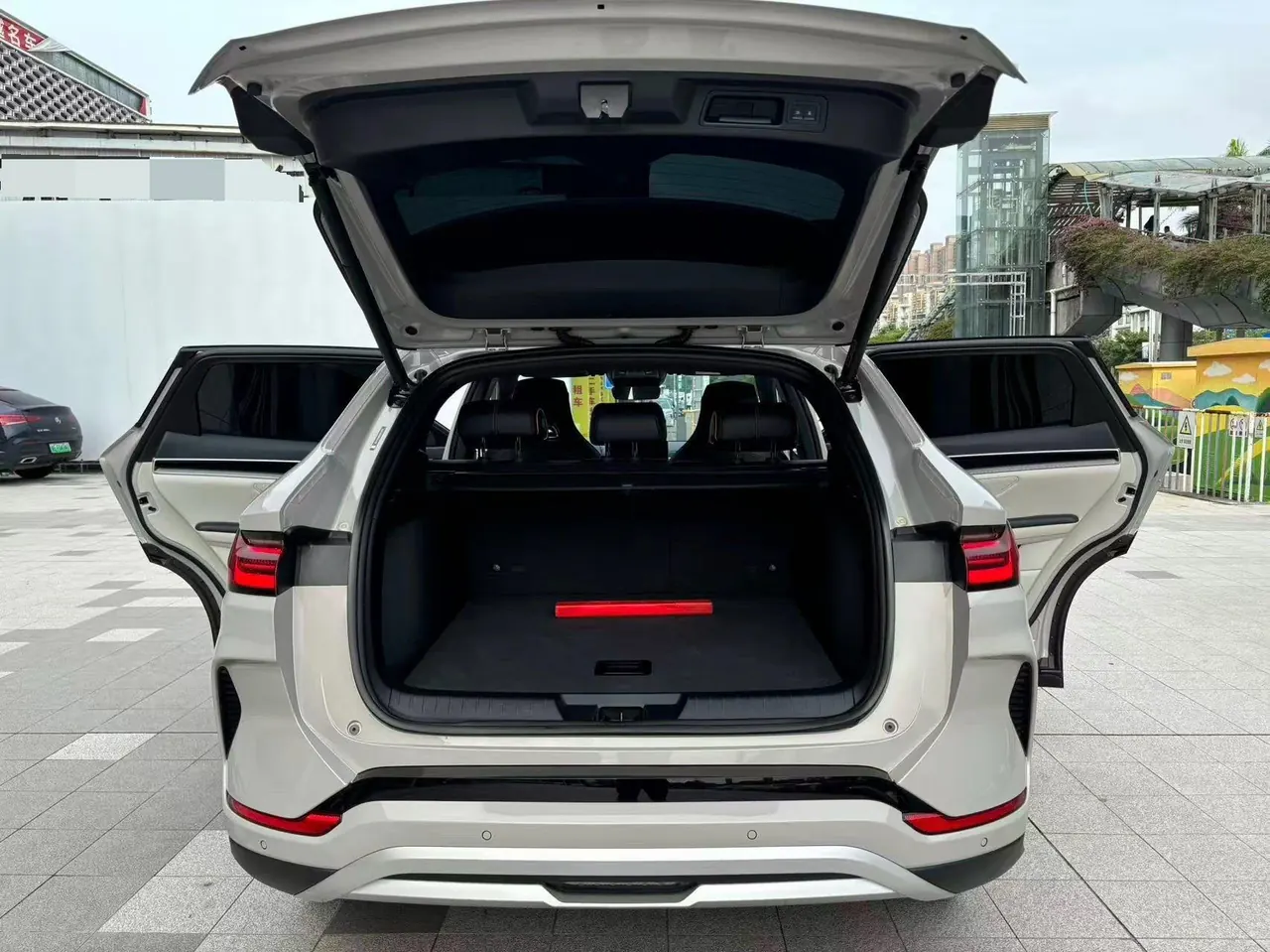 BYD 2023 Song PLUS DM-i 1.5 Stepless Champion Edition 110KM Flagship Automatic Gear 7