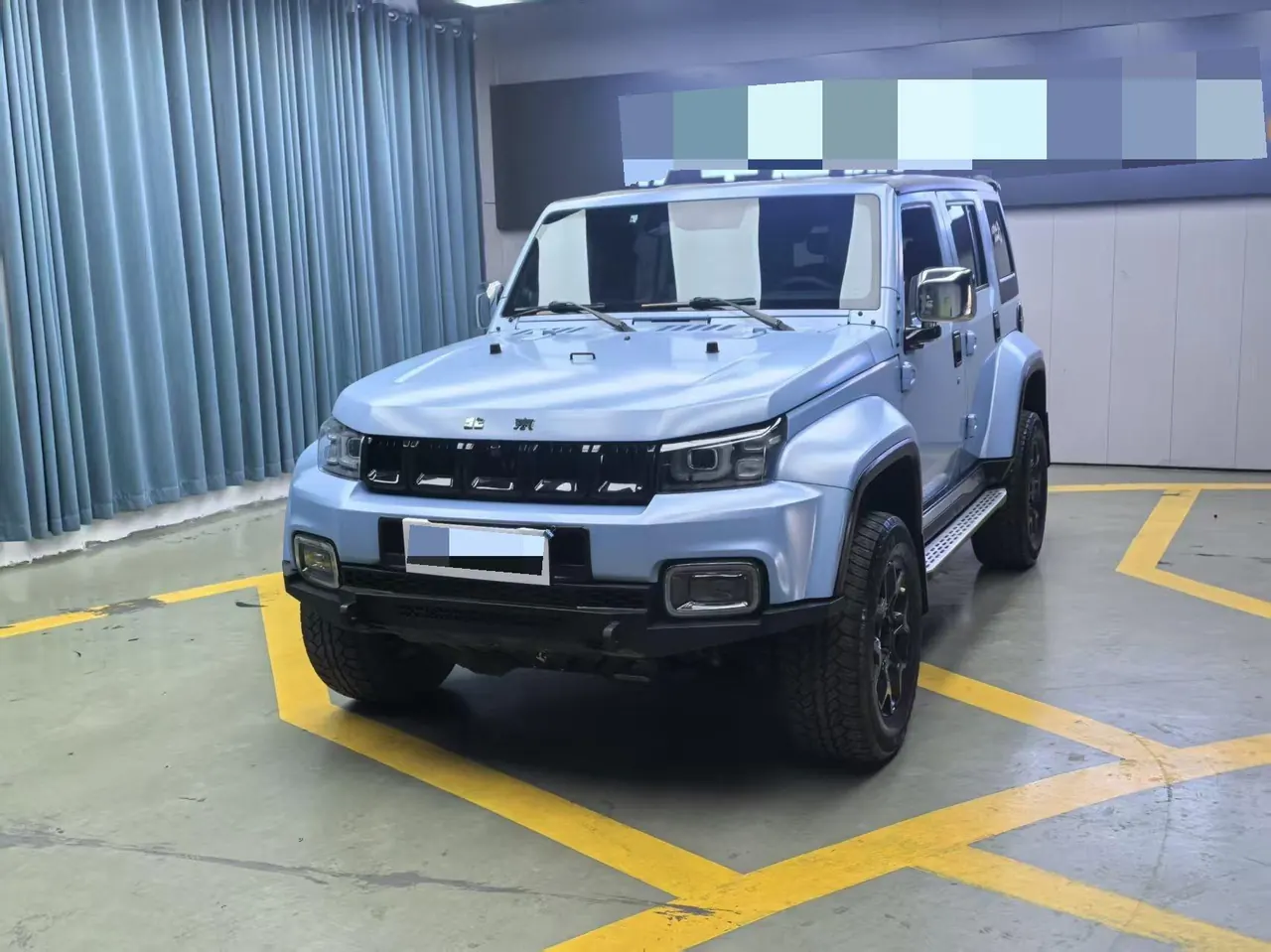 Beijing 2021 BJ40 2.0T four-wheel drive blade hero version chivalrous automatic gear - View 1
