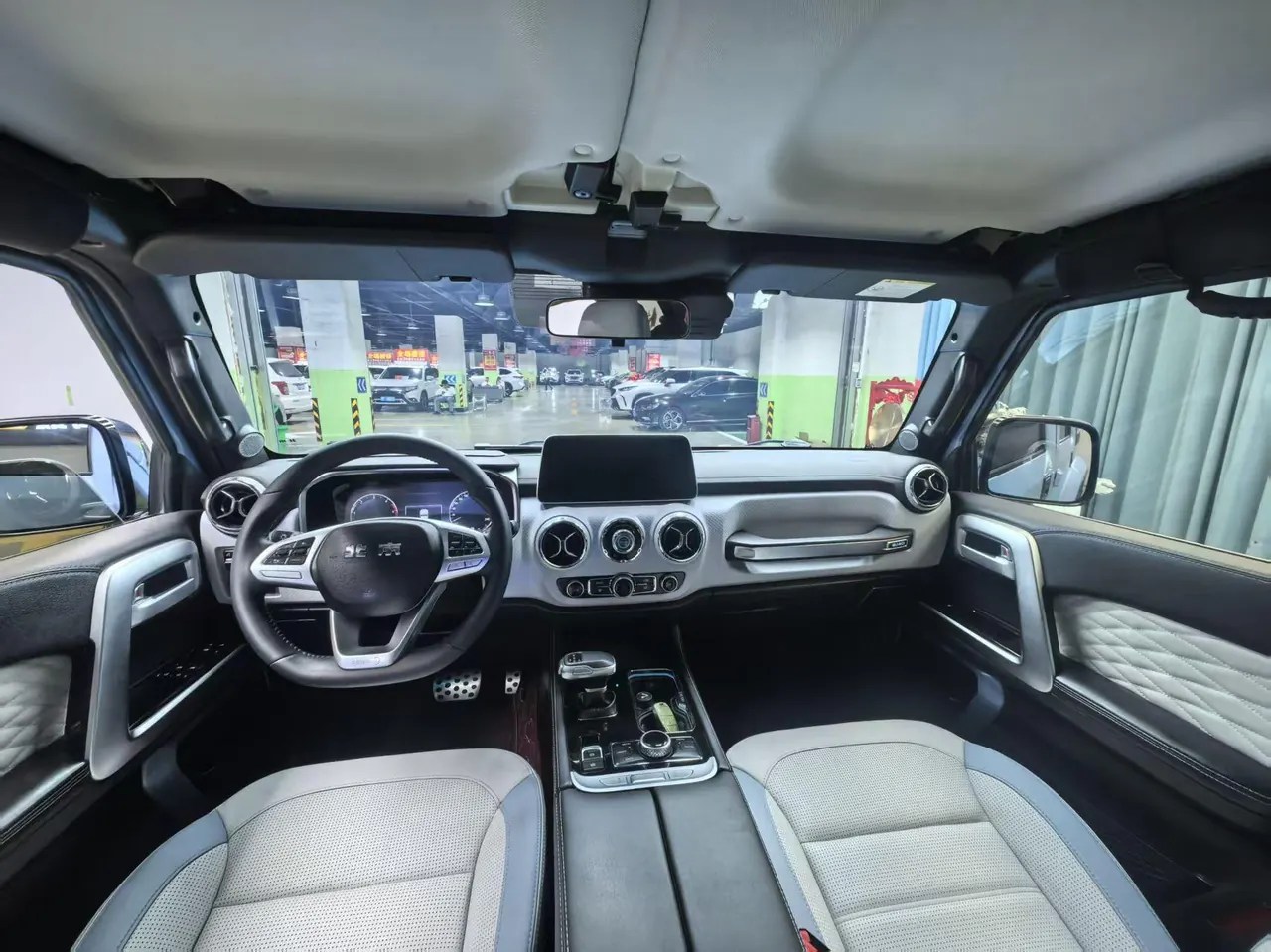 Beijing 2021 BJ40 2.0T four-wheel drive blade hero version chivalrous automatic gear 4