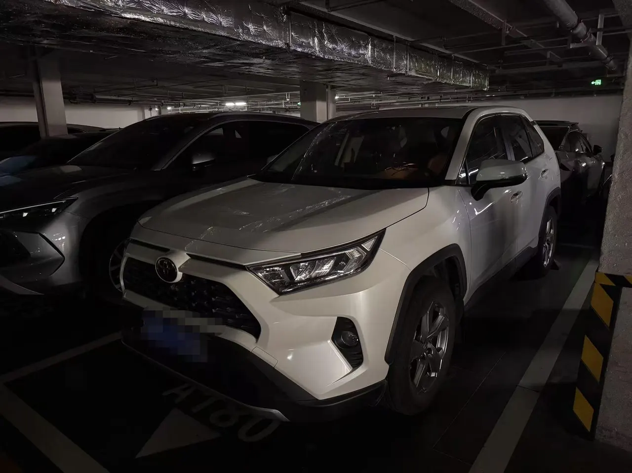Toyota 2022 RAV4 Rongbo 2.0 Stepless Two-Drive Fashion Plus Edition Automatic Gear - View 1