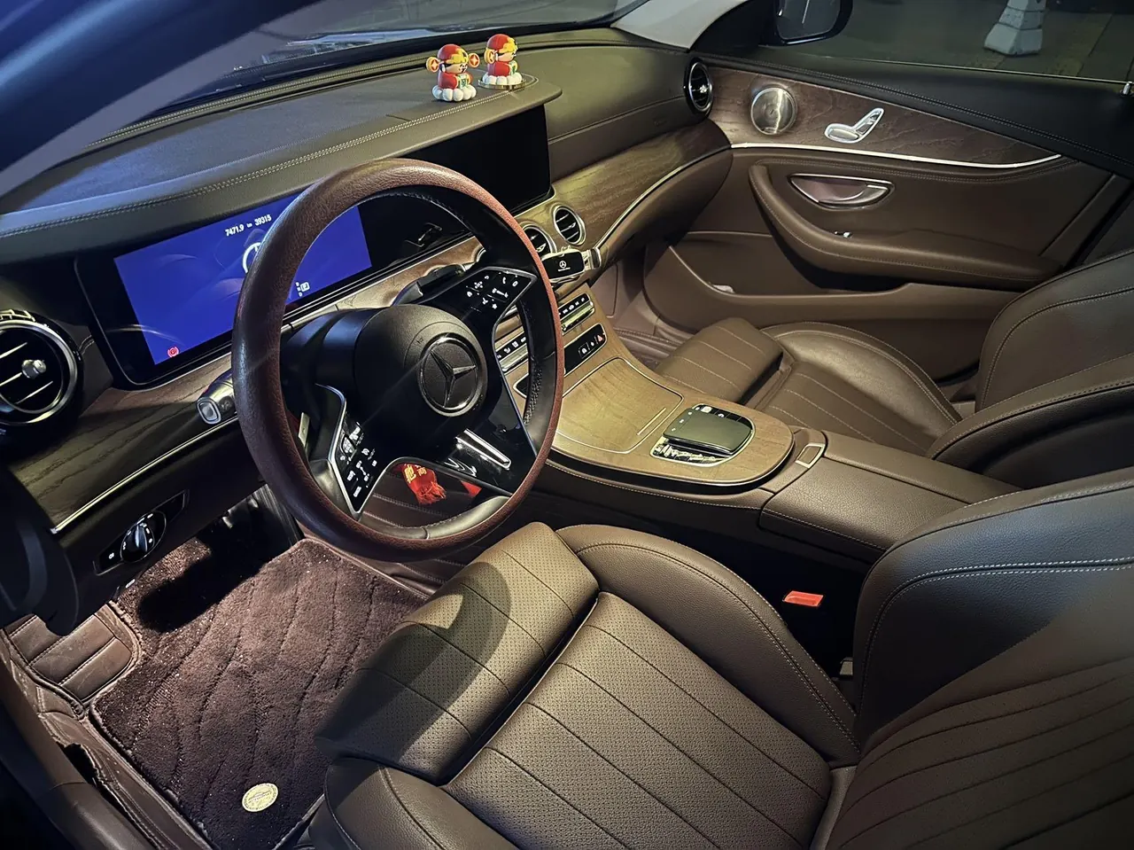 Mercedes Benz E Class 2023 E 260 L 2.0T Automatic 3