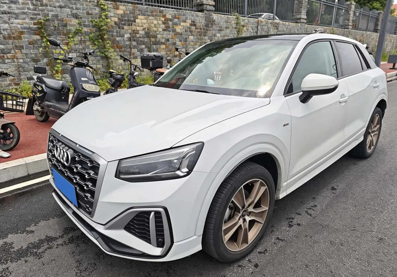 Open image lightbox: Audi 2022 Q2L 1.4TFSI 35TFSI Fashion Elegant Automatic