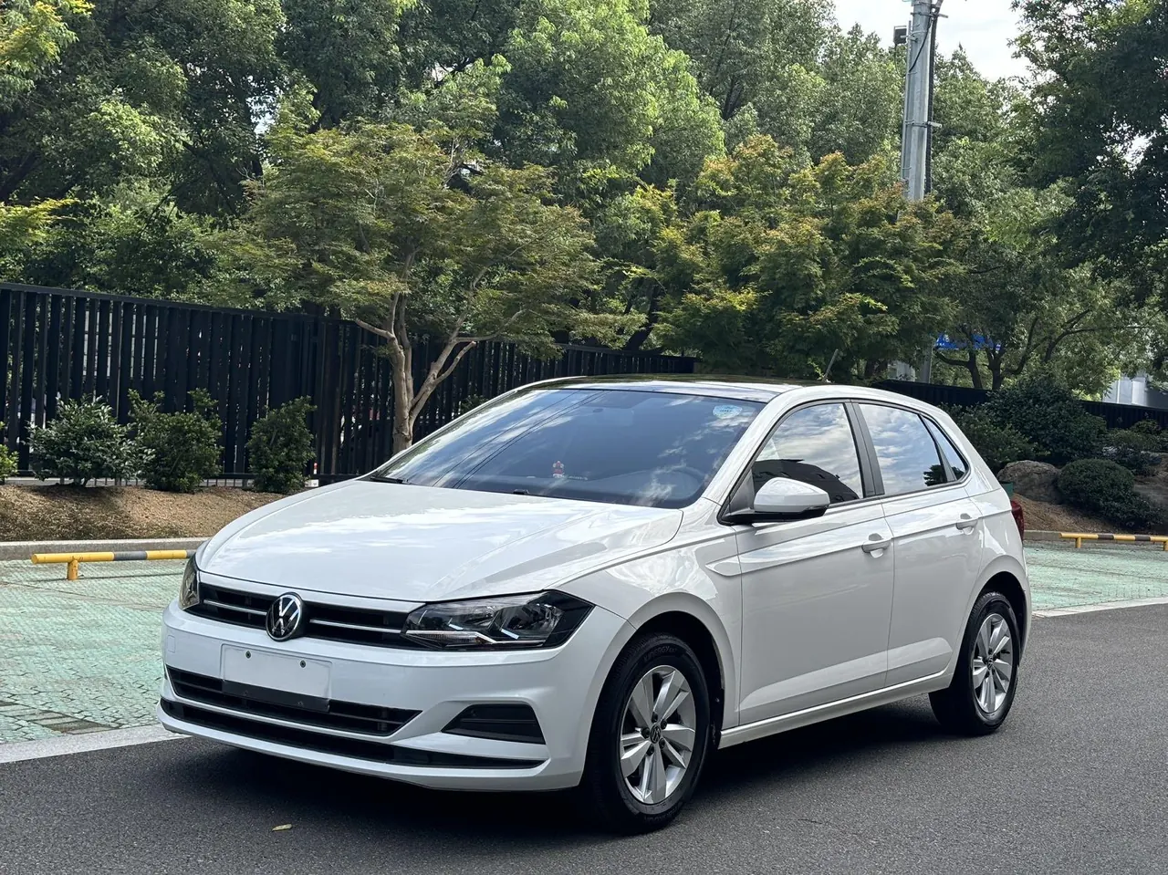 Volkswagen 2021 POLO Plus 1.5 Panoramic Music Edition Automatic Gear - View 1