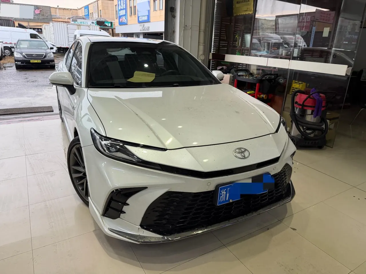 Toyota 2024 Camry Dual Engine 2.0HXS CVT Sport PLUS Edition Automatic Transmission 3