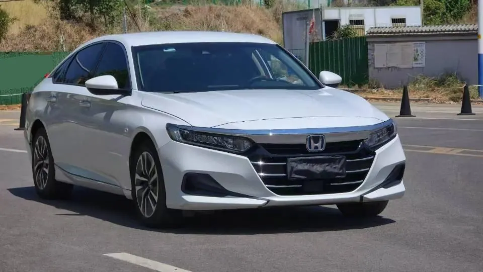 Honda 2022 10th Generation Accord Hybrid 2.0 Stepless Sharp Cool Edition Automatic Gear 3