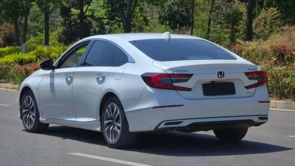 Honda 2022 10th Generation Accord Hybrid 2.0 Stepless Sharp Cool Edition Automatic Gear 7