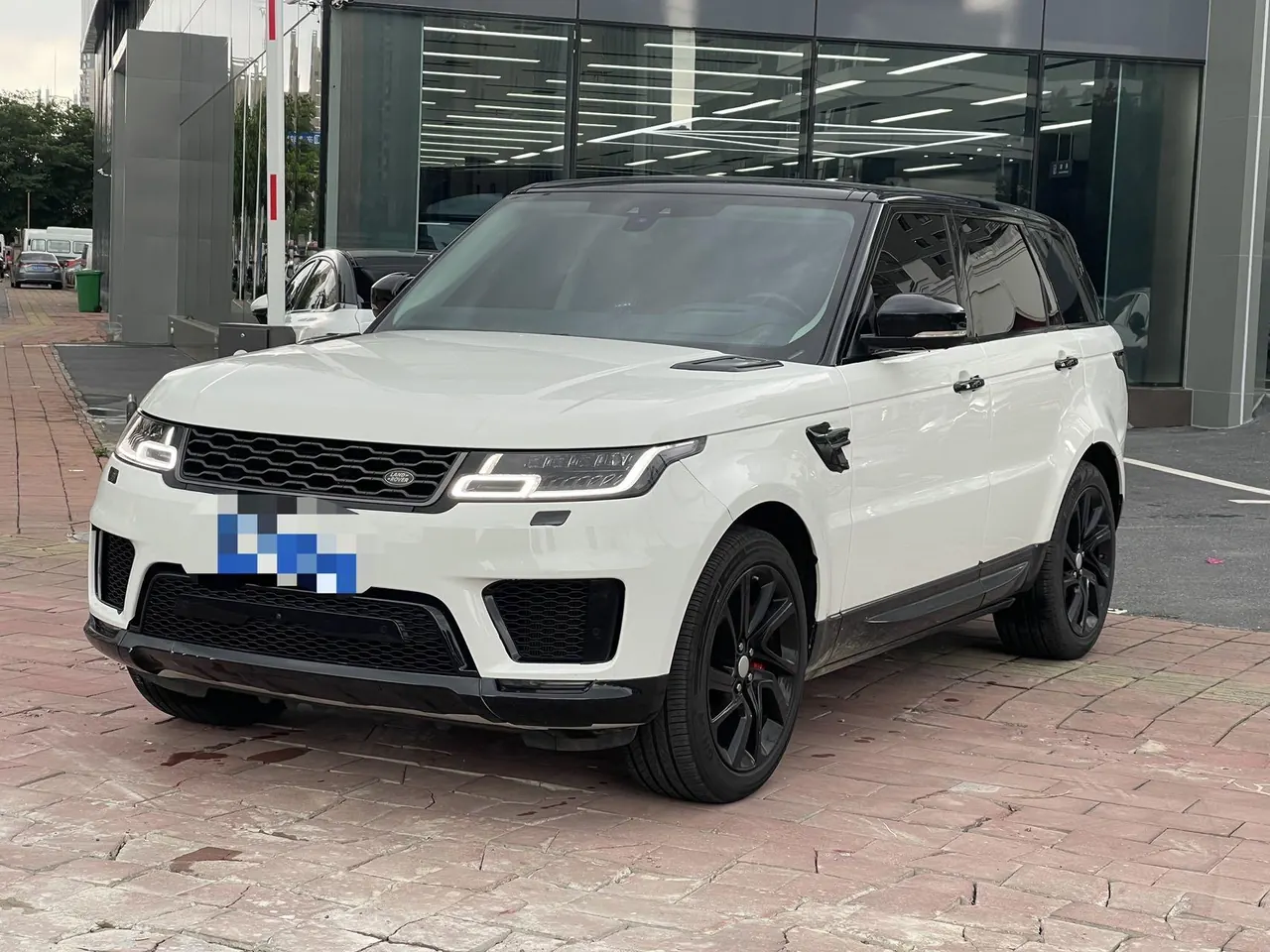 Land Rover Range Rover Sport (Imported) 2020 Range Rover Sport 48V 3.0T L6 HSE Dynamic Automatic - View 1