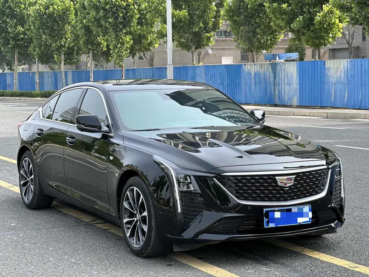 Cadillac 2025 CT5 2.0T 28T City Sports Edition Automatic Gear 3