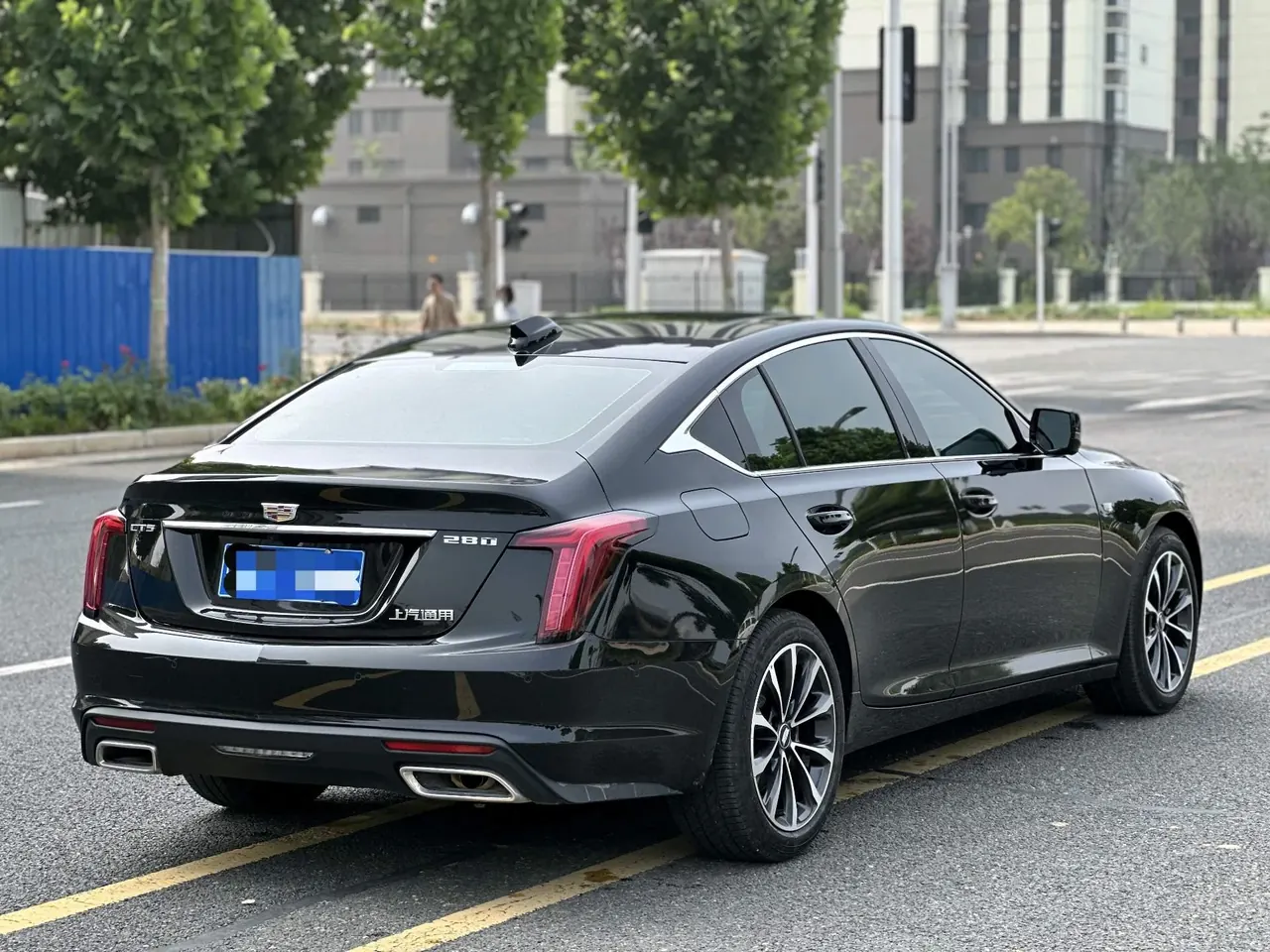 Cadillac 2025 CT5 2.0T 28T City Sports Edition Automatic Gear 8