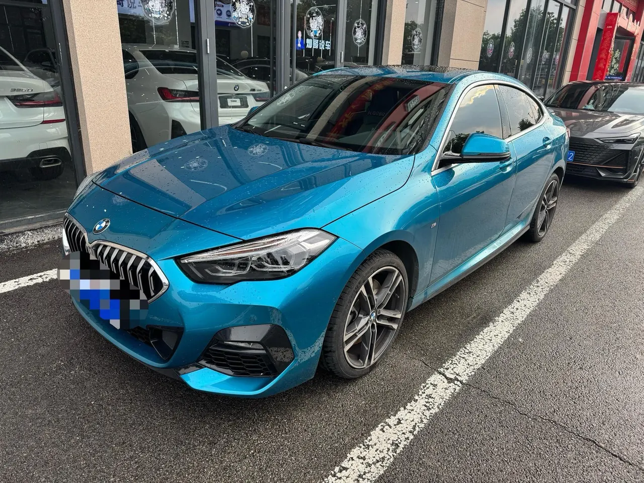 Открыть галерею: BMW 2 Series (Imported) 2021 225i Four-Door Coupe 2.0T M Sports Suit Automatic Gear