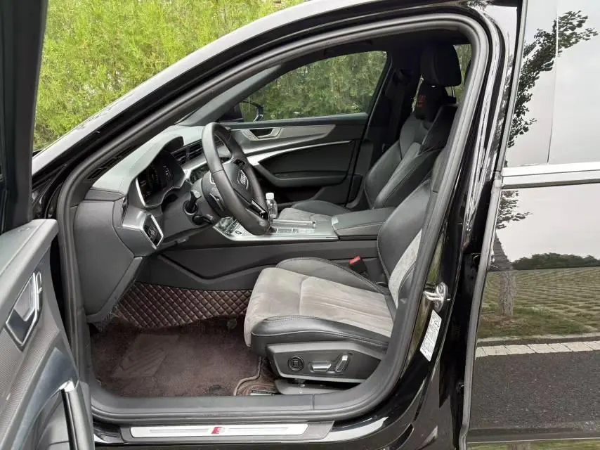 Audi 2023 A6L 2.0TFSI 45TFSI Selected Dynamic Automatic 9