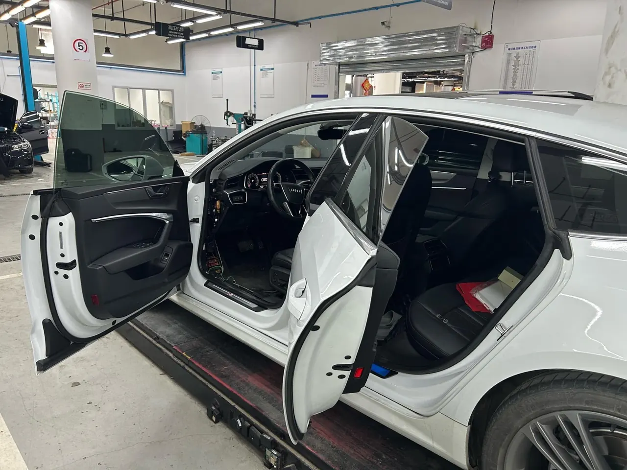 Audi A7 (Imported) 2021 A7 Sportback 2.0TFSI 45TFSI Automatic Gear Selection 3