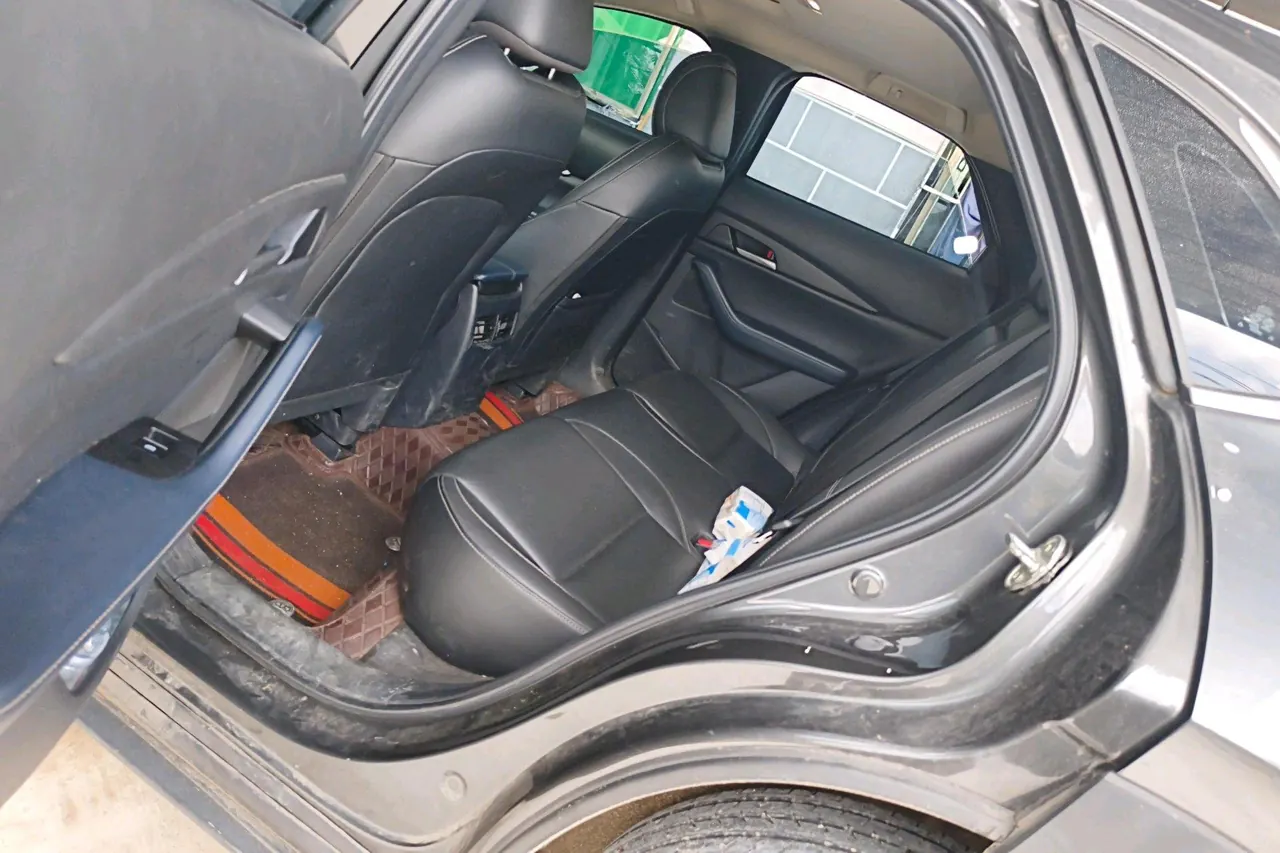 Mazda 2022 CX-30 2.0 quality Yue type automatic transmission 4
