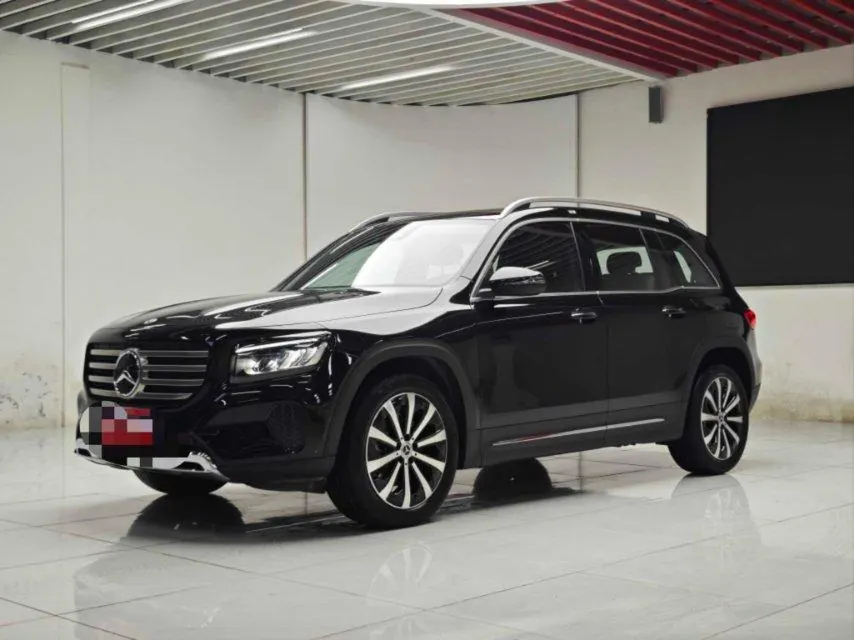 Open image lightbox: Mercedes Benz 2024 GLB 220 48V 2.0T fashion automatic gear