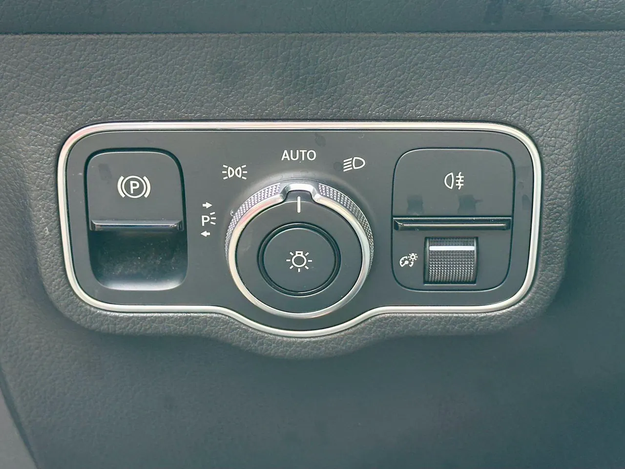 Mercedes Benz 2020 GLB 200 1.3T Fashion (Modified) Automatic Gear 12