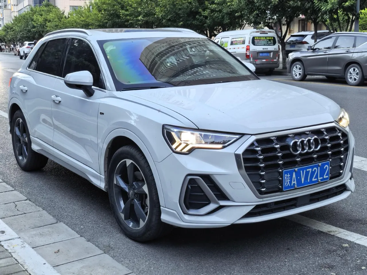 Audi 2021 Q3 1.4TFSI 35TFSI Fashion Dynamic Automatic 3