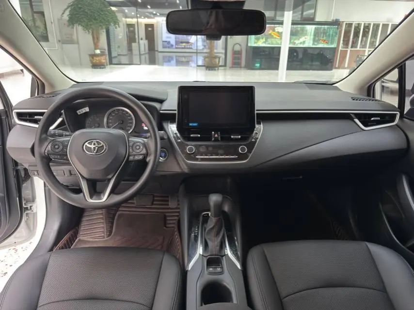 Toyota 2022 corolla 1.2T stepless pioneer PLUS version automatic gear 3