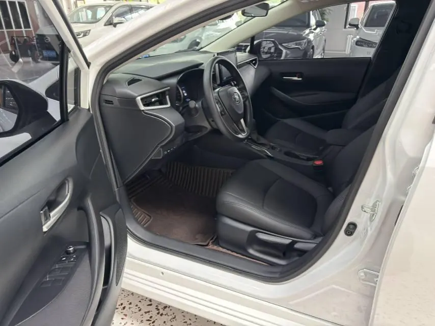 Toyota 2022 corolla 1.2T stepless pioneer PLUS version automatic gear 4