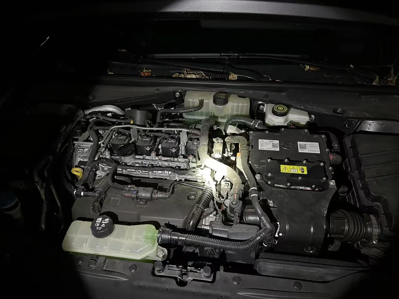Chuanqi 2023 Shadow Leopard Hybrid 2.0 J20 High Energy Hybrid Automatic Gear 6