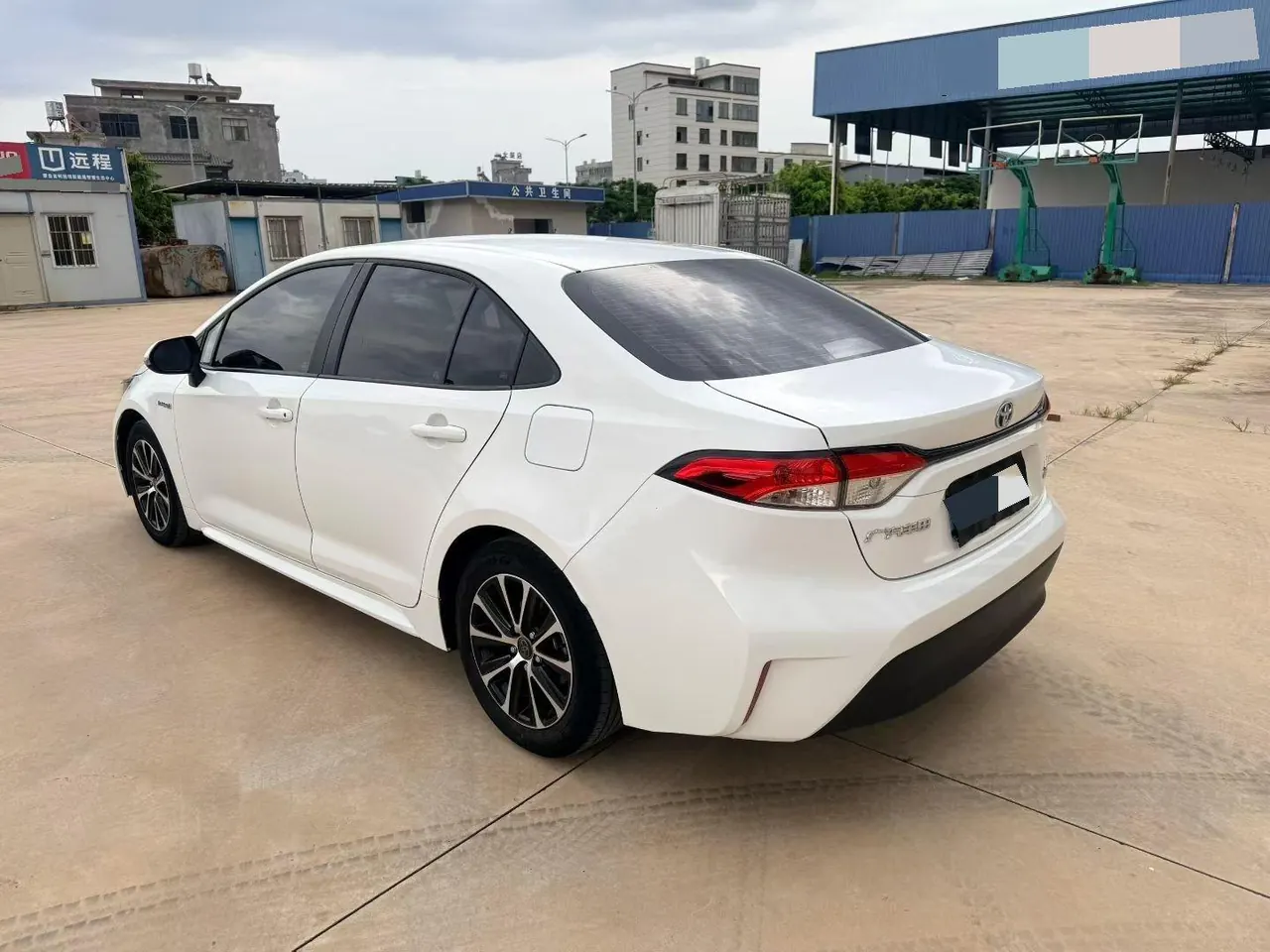 Toyota 2023 Lei Ling Shuangqing 1.8 Stepless Intelligent Electric Hybrid Leading Edition Automatic Gear 9