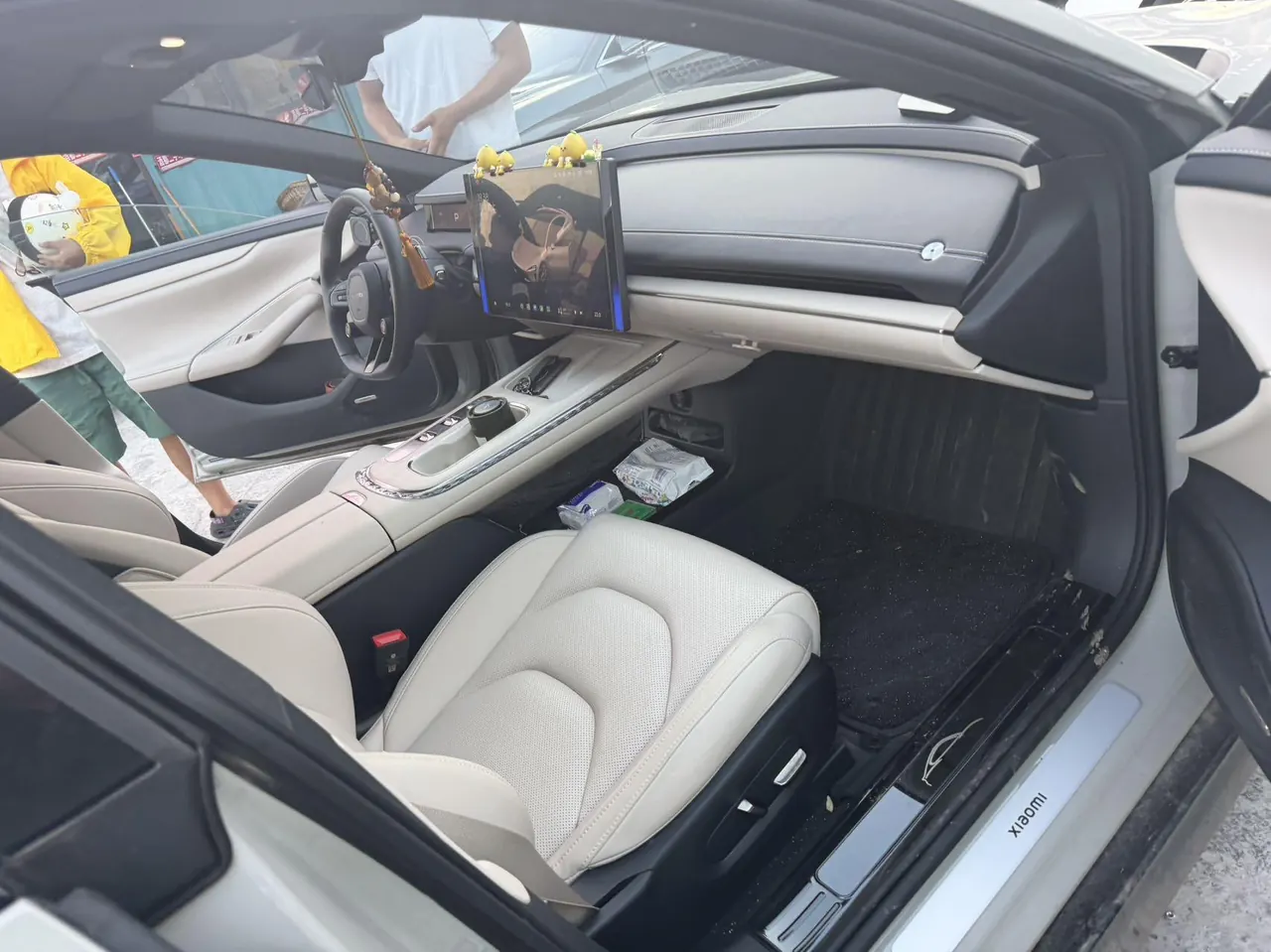MI 2024 SU 7 700km Rear Drive Long Endurance Smart Driving Edition Automatic Gear 2
