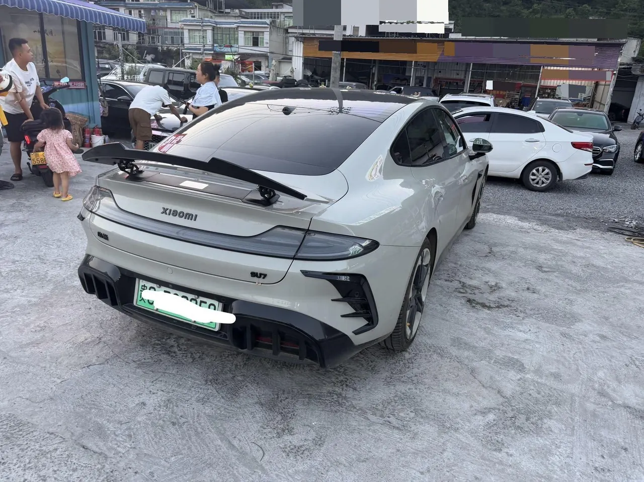 MI 2024 SU 7 700km Rear Drive Long Endurance Smart Driving Edition Automatic Gear 5