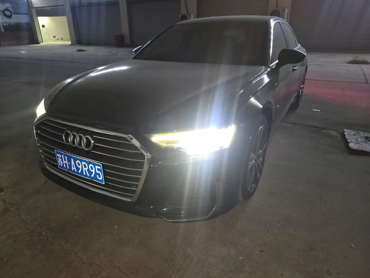 Audi 2020 A6L 2.0TFSI 40TFSI Deluxe Dynamic Automatic - View 1