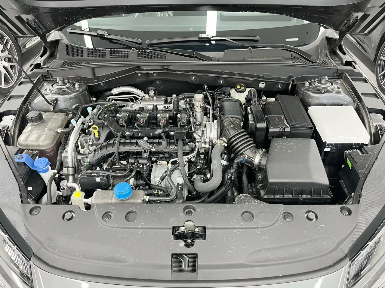 ChangAn 2026 Yidong 1.5T Classic Automatic Gear 17