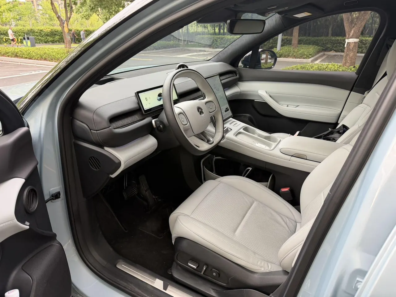 NIO 2024 ES6 75kWh automatic gear 6
